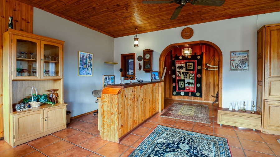 4 Bedroom Property for Sale in Kingfisher Creek Western Cape